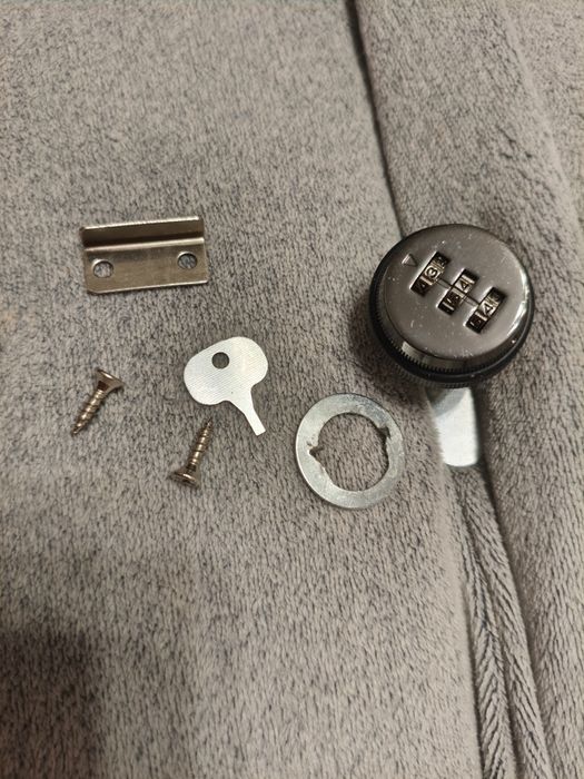 Yală cu Cifru pentru Sertare și Dulapuri, 25 mm, Negru