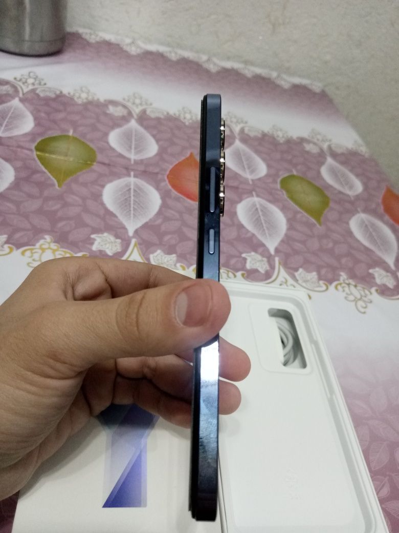 Vivo Y 100  2 oy ishlagan