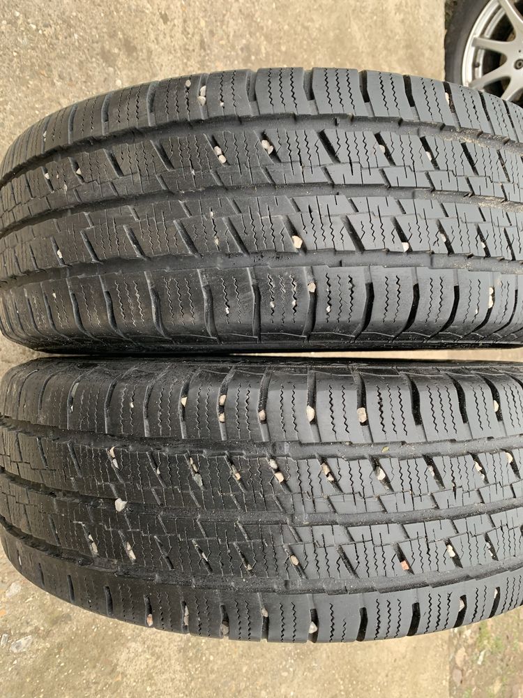 215/65 R16C 2бр зимни гуми