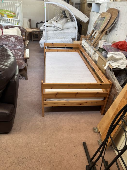 Pat pentru o persoana