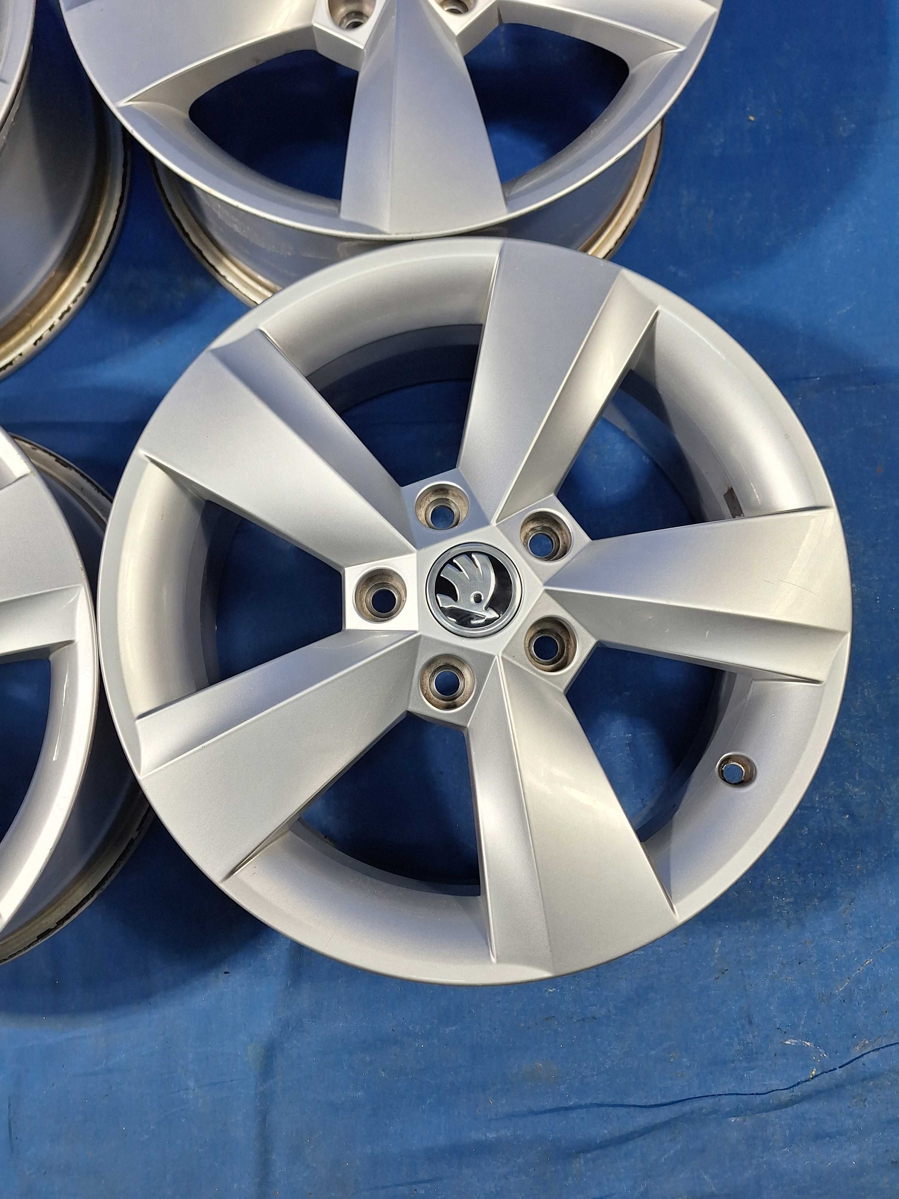 Jante Aliaj 5x100 16'' OEM Skoda Kamiq Fabia Rapid Scala - 6J ET 43 !