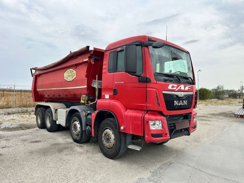 MAN AUTOUTILITARA TGS Autobasculanta 8x4