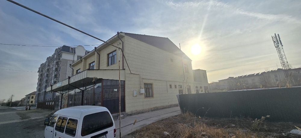 Ургач шахри ТАТУ иниверситети орка тамонидаги нотурар 2 кавати