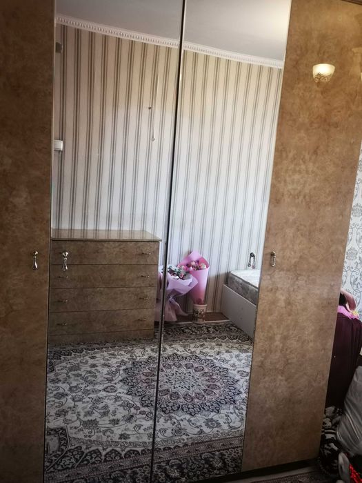 Шкаф большой вместительный