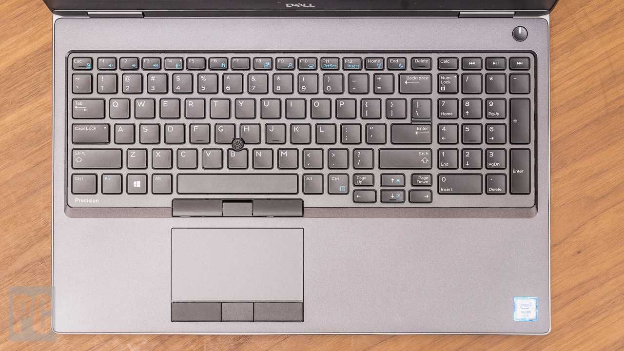 мощна мобилна работна станция DELL Precision 7740