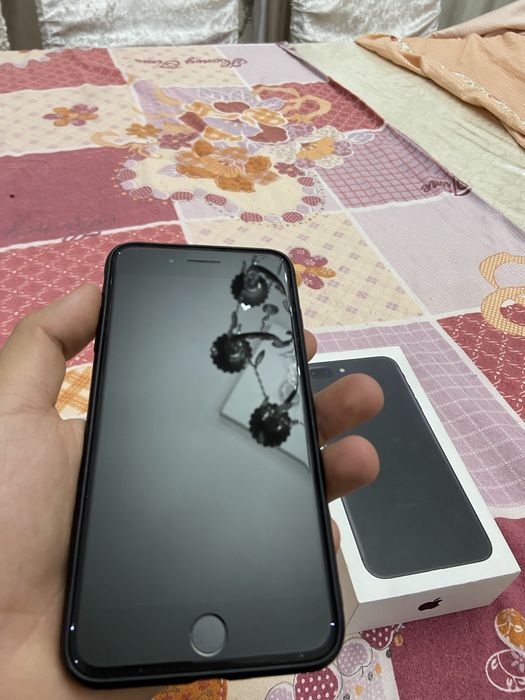 Iphone 7 plus телефон смартфон