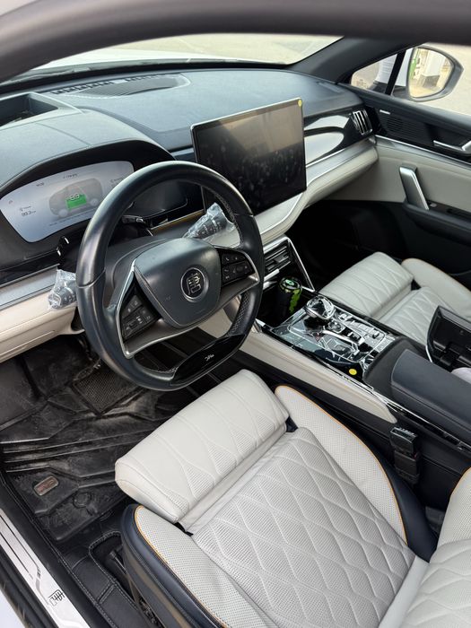 Byd tank 4.4 sekund 550 ot kuchi