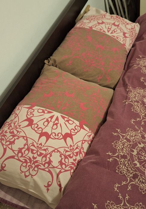 Set de pat din 4 piese cu 2 fete