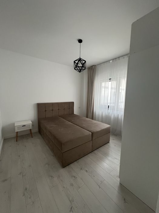 Inchiriez apartament 3 camere La Padurea de Stejari