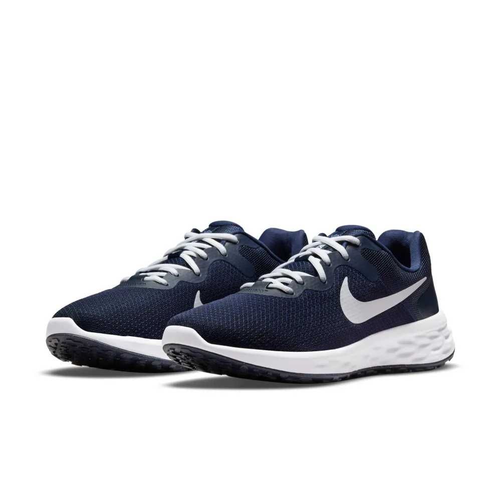 Кроссовки Nike REVOLUTION 6 (42 размер 8.5 us  на 26.5 см стопу)