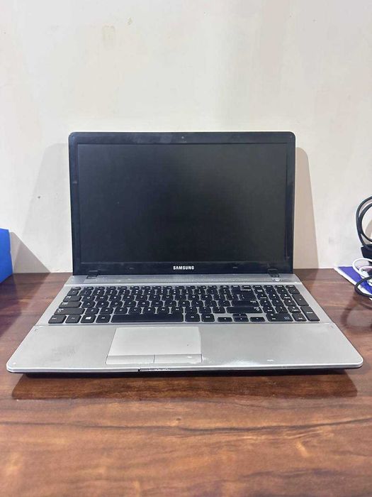 Noutbook samsung