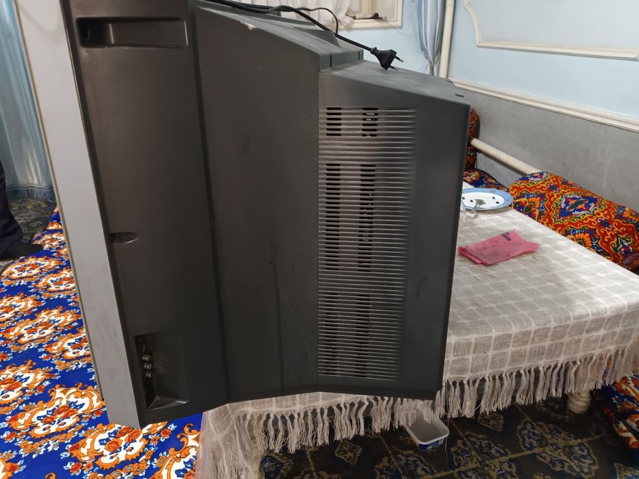 Большой и рабочий телевизор по низкой цене