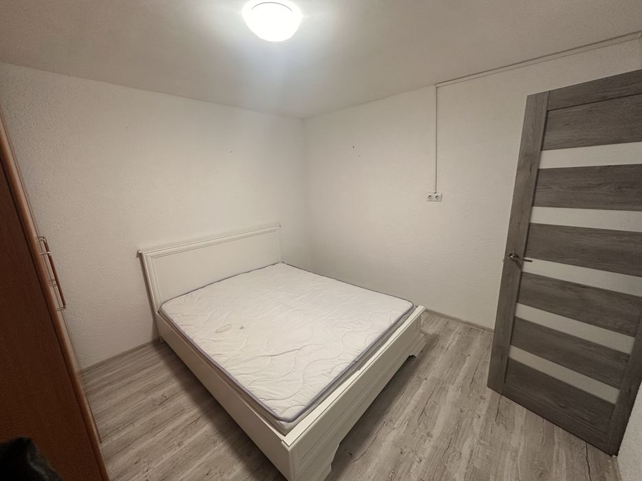 Inchiriez apartament cu 1 camera