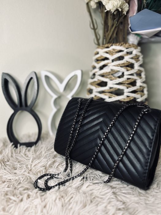 Дамски чанти YSL