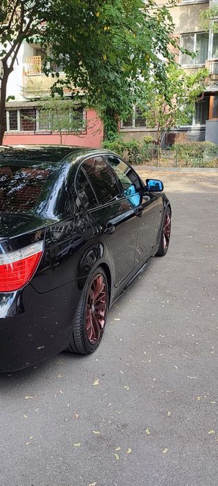 Vând jante BMW R18 anvelope ca noi