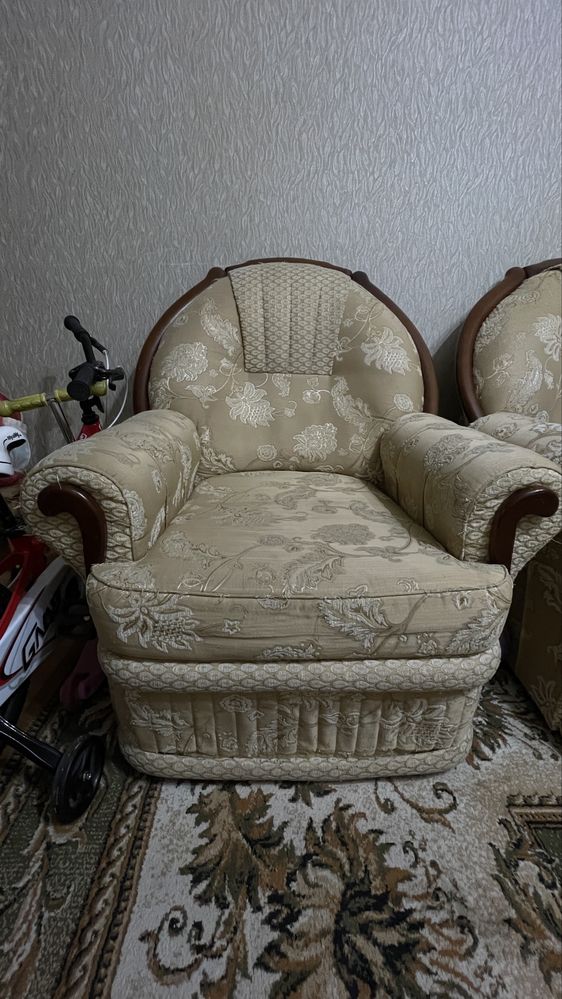 Диван угловой с креслом
