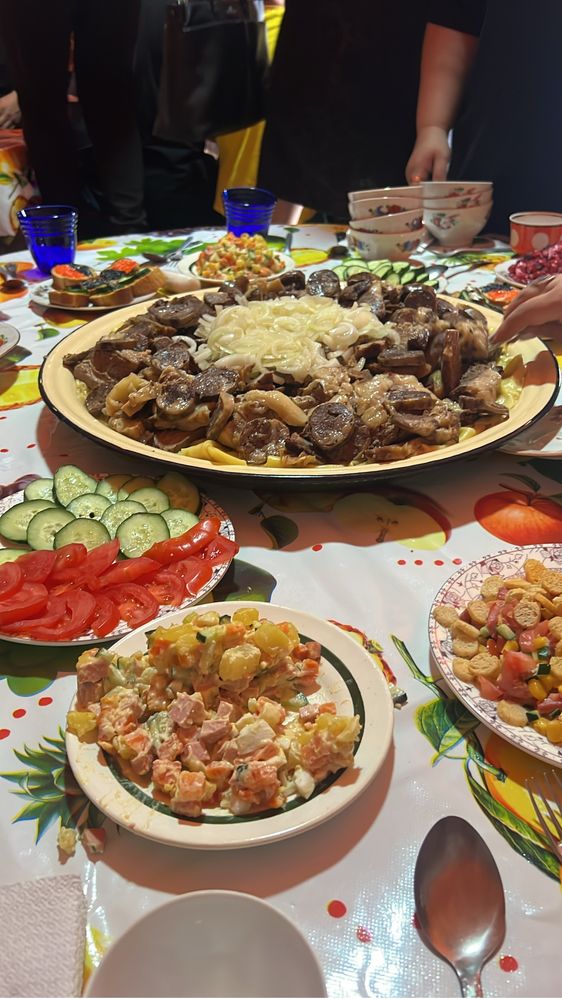 Юрты на озере Жасыбае