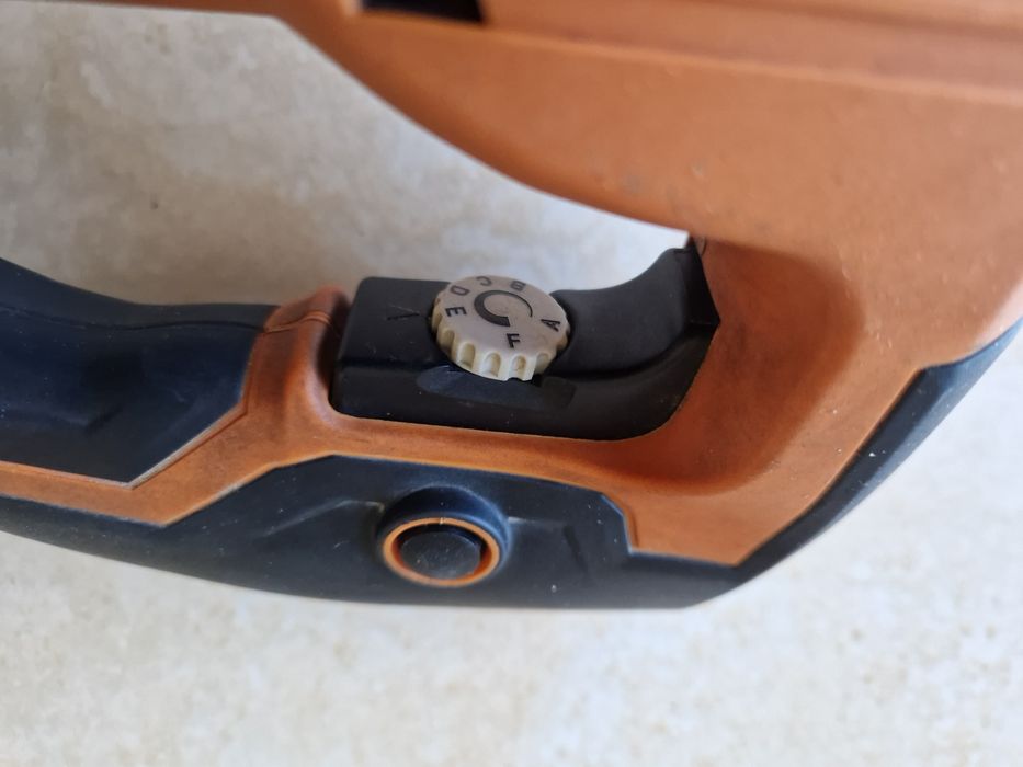 AEG Step 90X - fierastrau pendular