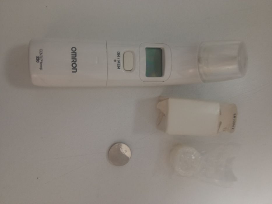 Термометр ушной Omron MC-520-E Gentle Temp 520
