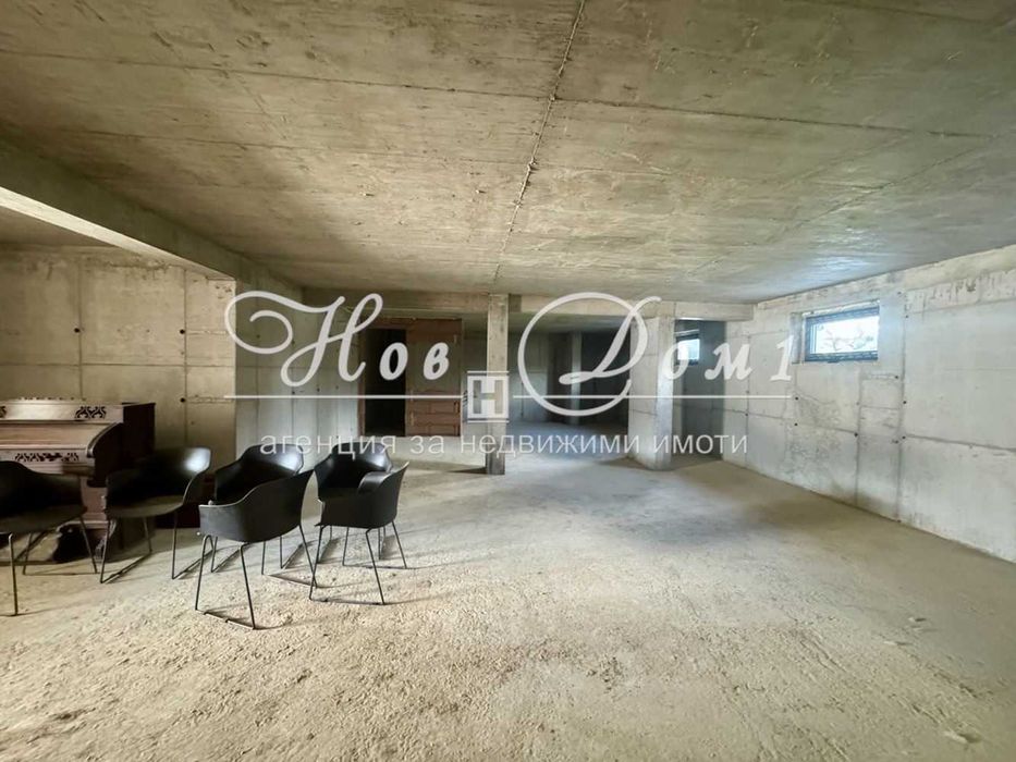 Продава се Къща в с. Белащица, Област Пловдив - 428 кв.м за 1213 €/кв.м - Снимка #10