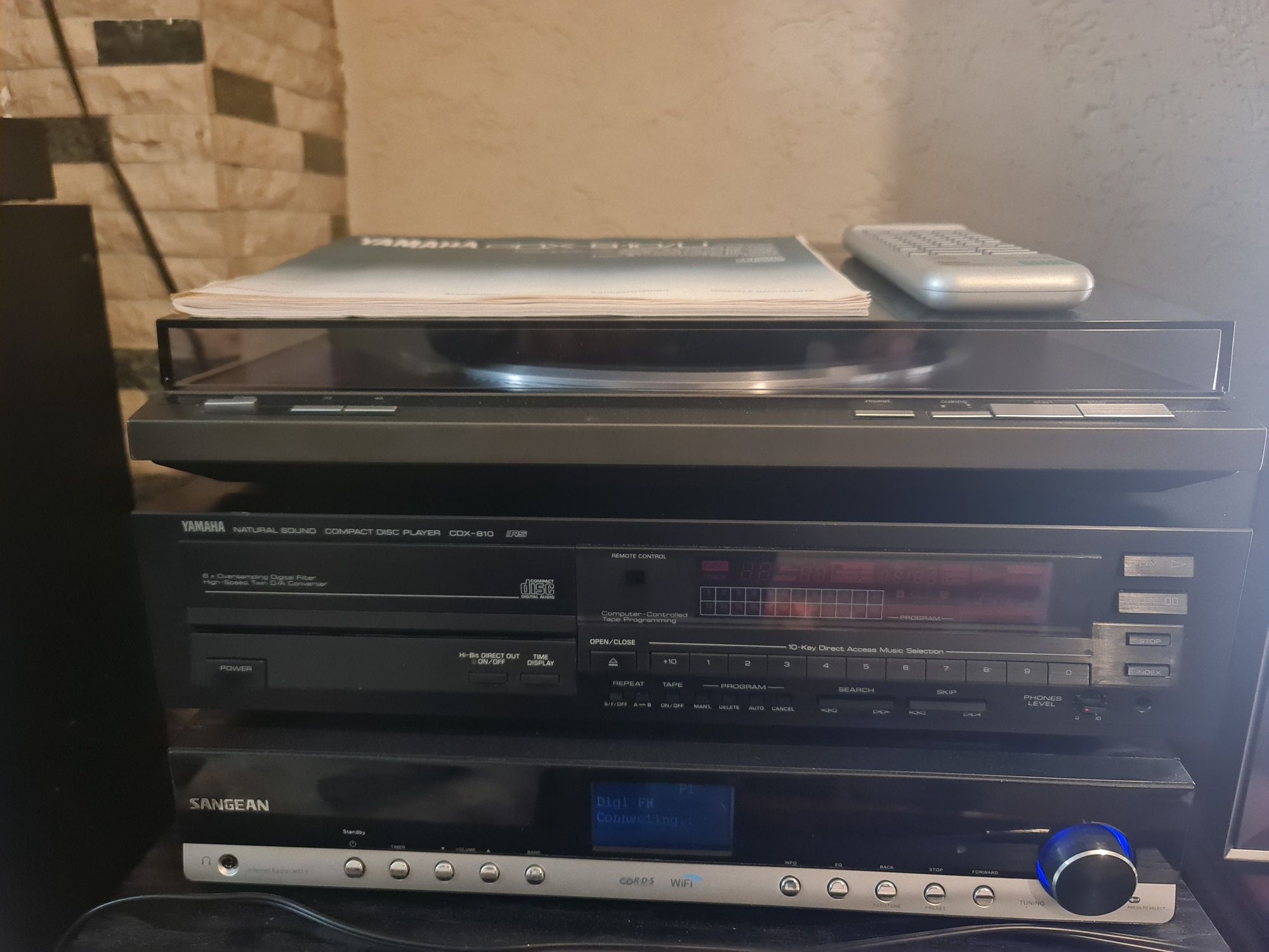 CD player YAMAHA CDX 810/U