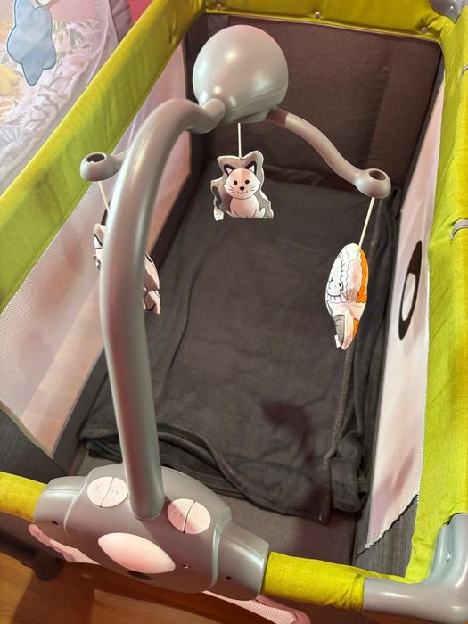 Vând patut copii marca Lionelo