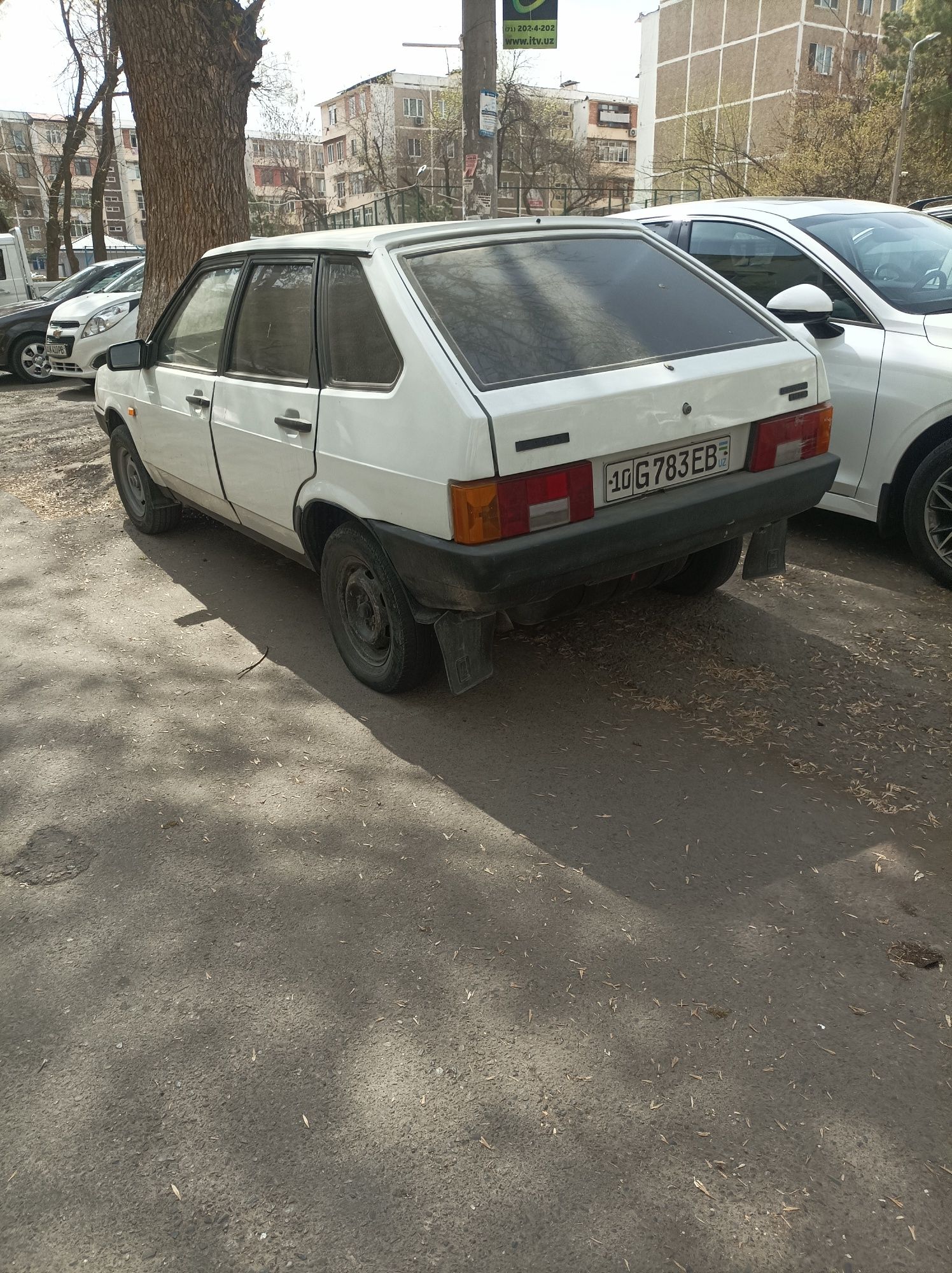 Jiguli 09 sotiladi