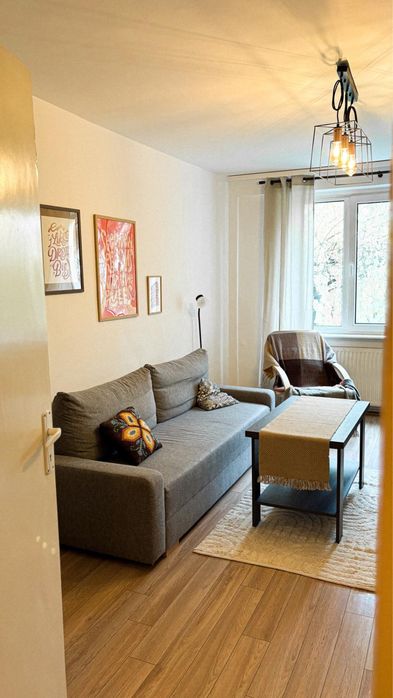 Viață în tihnă: Închiriem apartament 2 camere semidecomandat, zona ITC