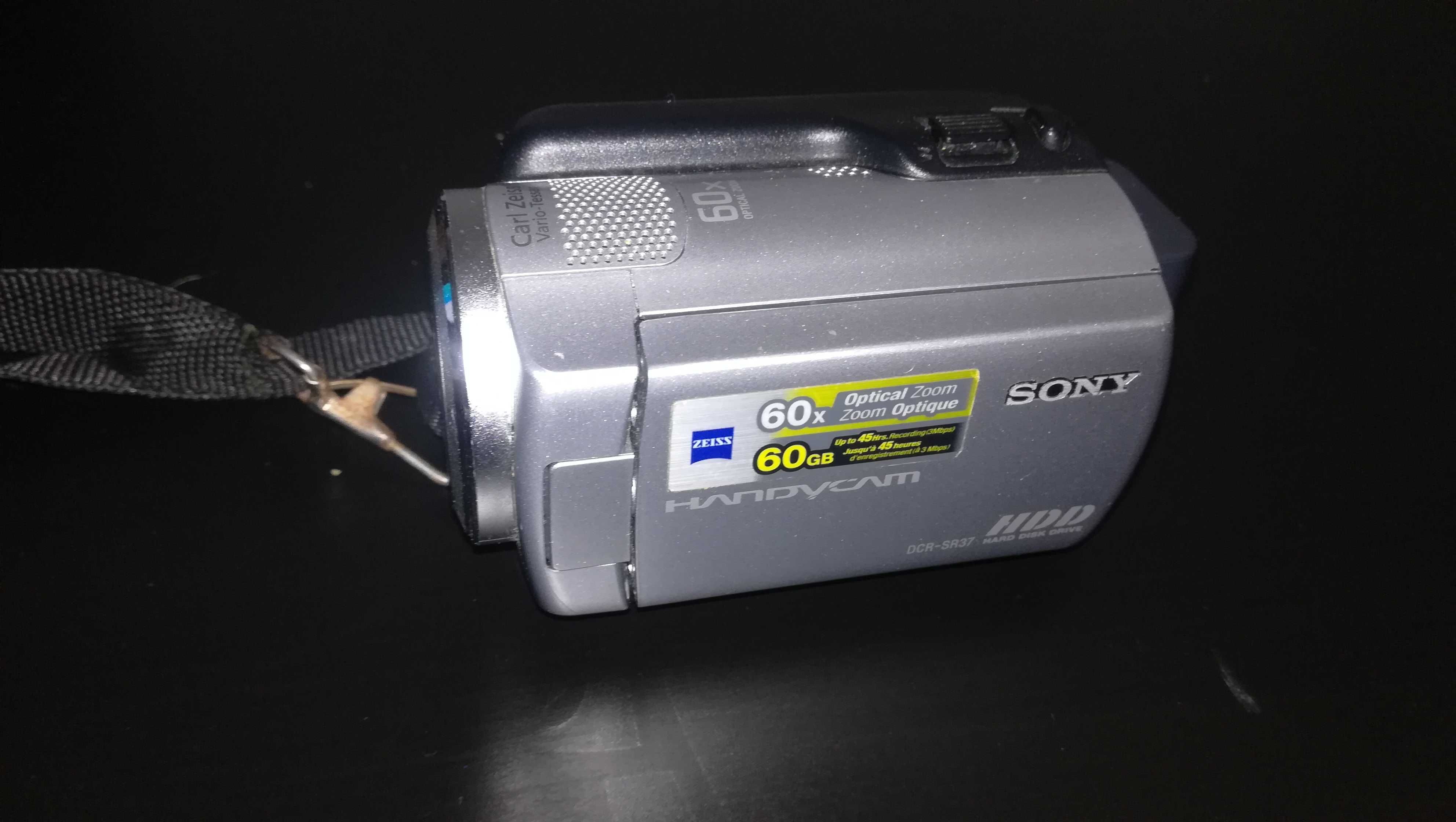 Sony Handycam DCR-SR37