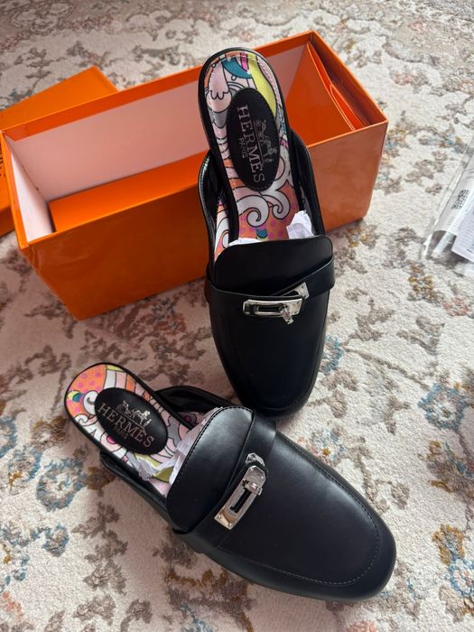 Продам мюли женские