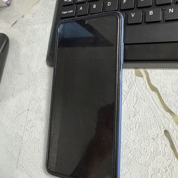 Редми  10 сотка  в хорошем состояний