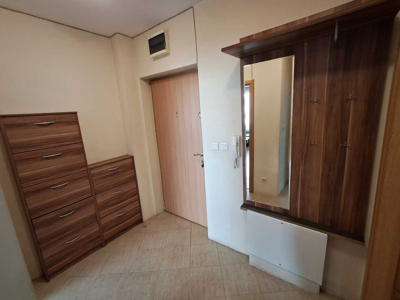 Дава се под наем Двустаен апартамент в София, Младост 4 - 60 кв.м за 475 € - Снимка #4