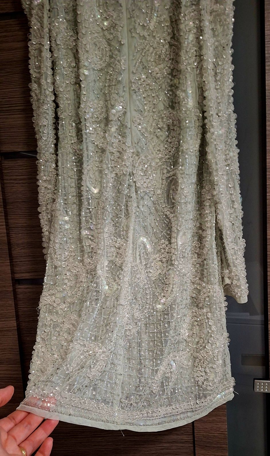Asos bijuterie.Foarte,  foarte frumoasa.Am purtat o singura eveniment.