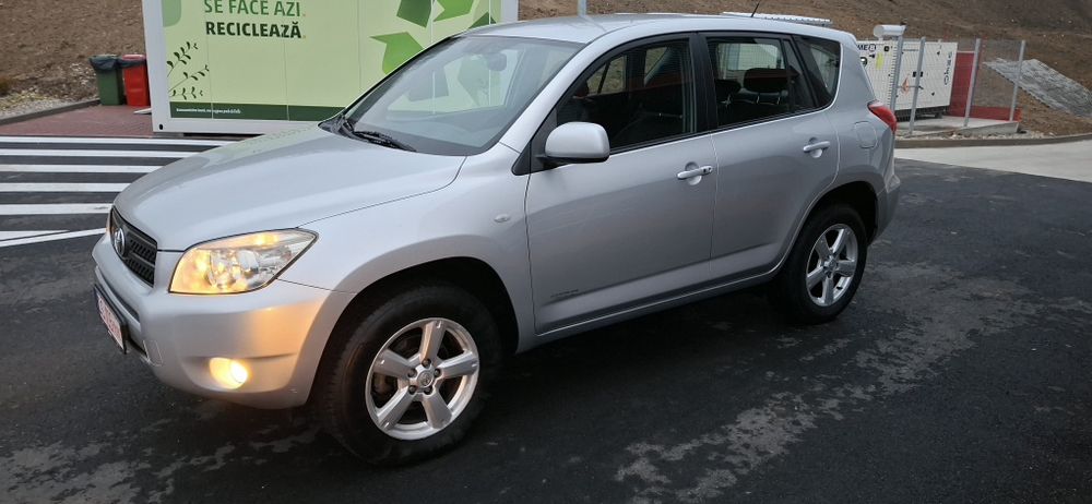 Toyota Rav 4/ 77.ooo km / 4x4