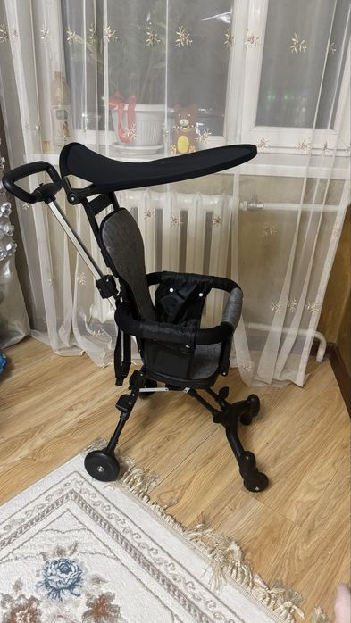 Продам прогулочную коляску новую не пользивалис