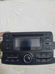 Vând radio cd logan2