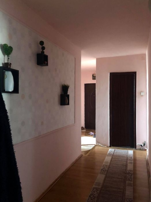 Vand apartament zona Mircea cel batran