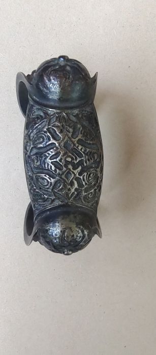 Възрожденска гривна рогатка