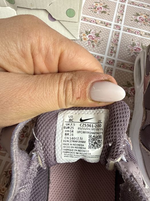 Маратонки nike 14см.