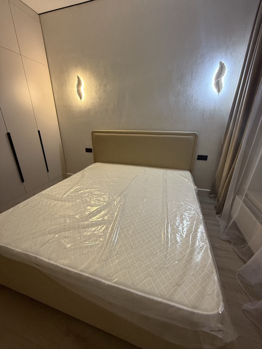 Кровать новая, в пленке