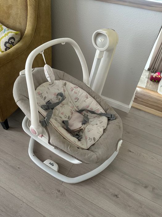 Шезлонг электрический для малышей joe