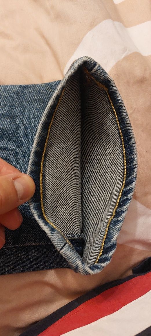 Blugi GUESS barbati