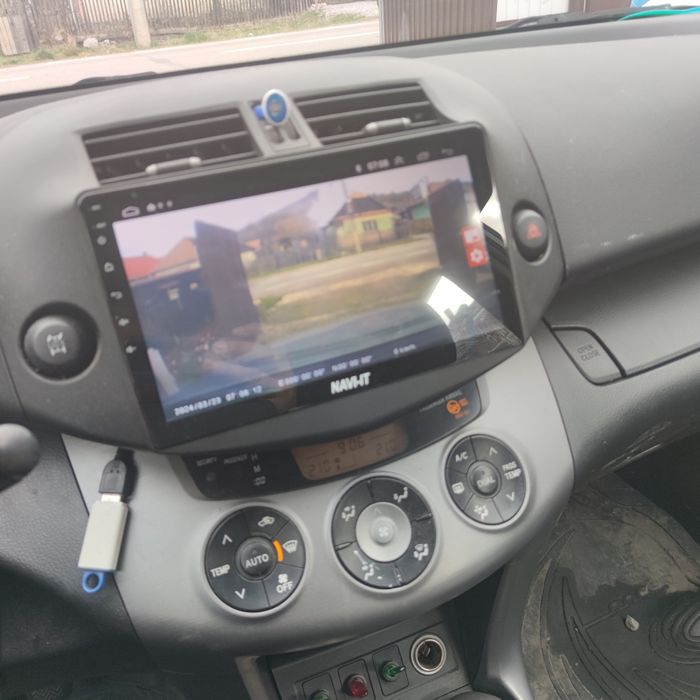 Toyota Rav 4 2.0 Benzin , schimb cu ATV , remorca