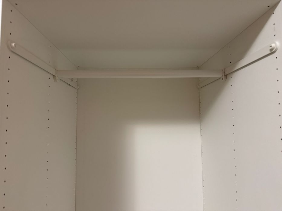 Бял Гардероб от IKEA