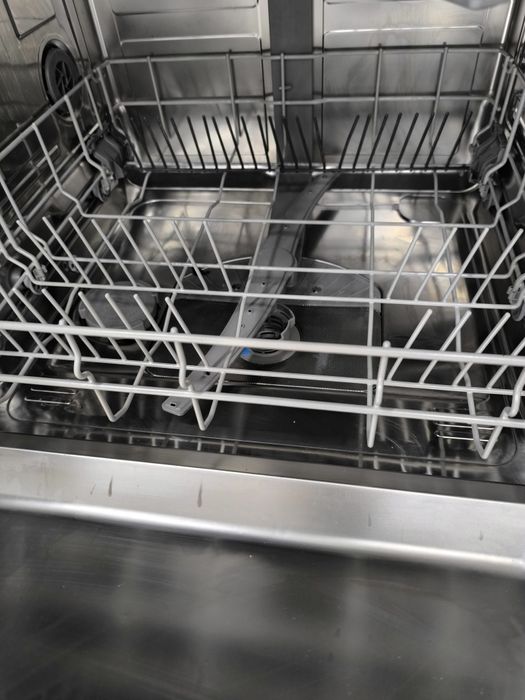 Съдомиялна за полувграждане Simenss