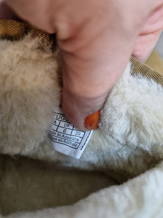 Cizme ugg mini noua nr.39