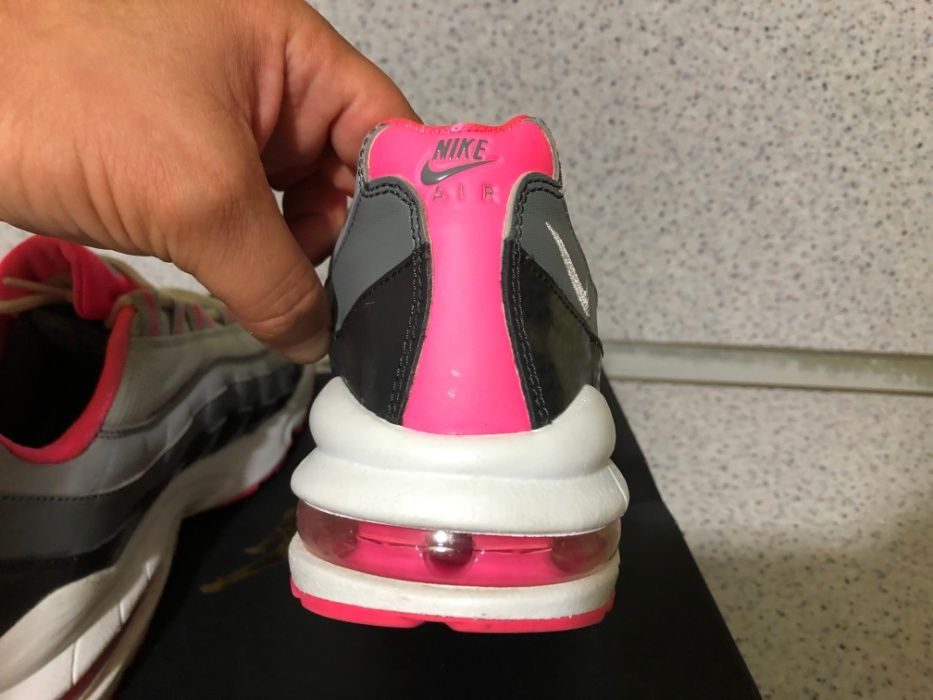 ОРИИГНАЛНИ *** Nike Air Max 95 LE GS / Grey/Pink