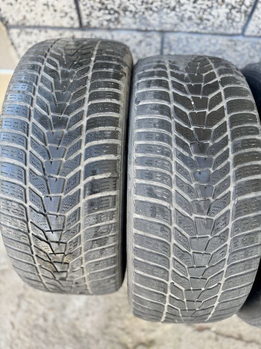 Зимни гуми Hankook winter icept evo3 235/50/19