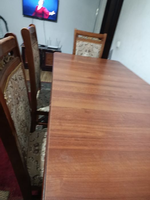 Стол стул для шести персон