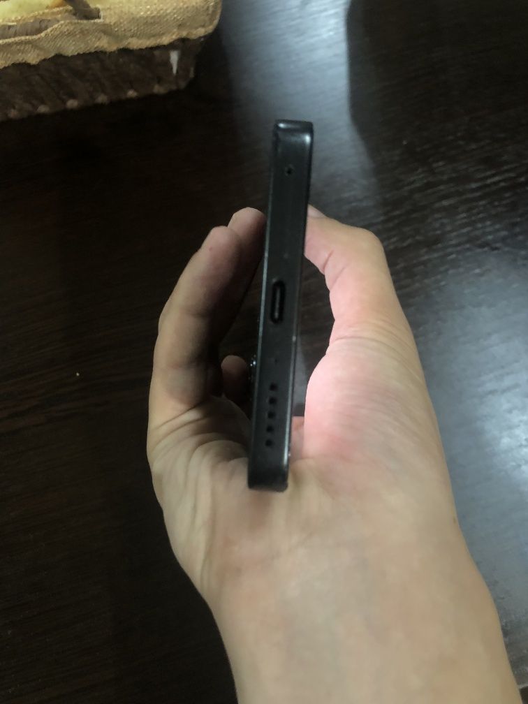 Redmi not 13 urta hol